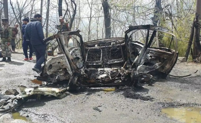 Car Blast Near Army Convoy In Banihal ;Terror Link Suspected
