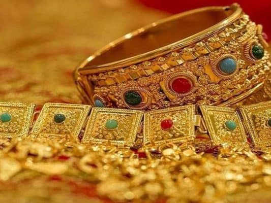 Jewellery stocks trade lower on Dhanteras, PC Jeweller drops by 5.6 pc
