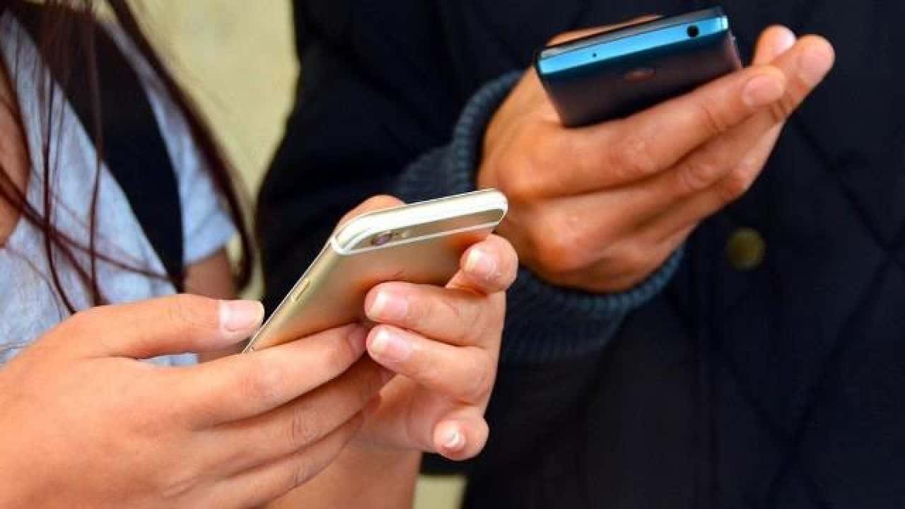 Average Indian spends over 1,800 hours a year on smartphone: CMR study