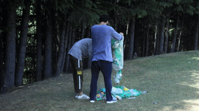 Pulwama youth expresses love for hills through cleanliness drives