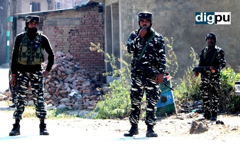 Gunfight breaks out in southern Kashmir’s Tral area - Digpu News