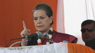 Sonia Gandhi : Govt shows shocking insensitivity, arrogance towards farmers - Digpu