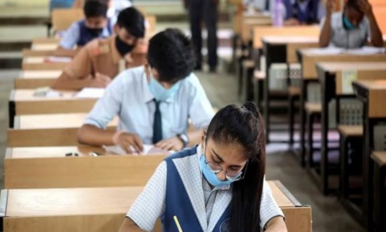 Delhi schools for classes 10, 12 to reopen from Jan 18 -Digpu