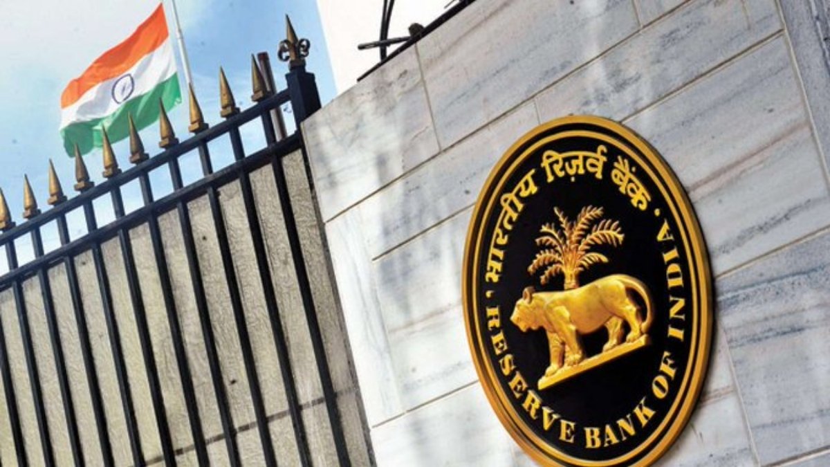 RBI to buy bonds worth Rs 20,000 crore