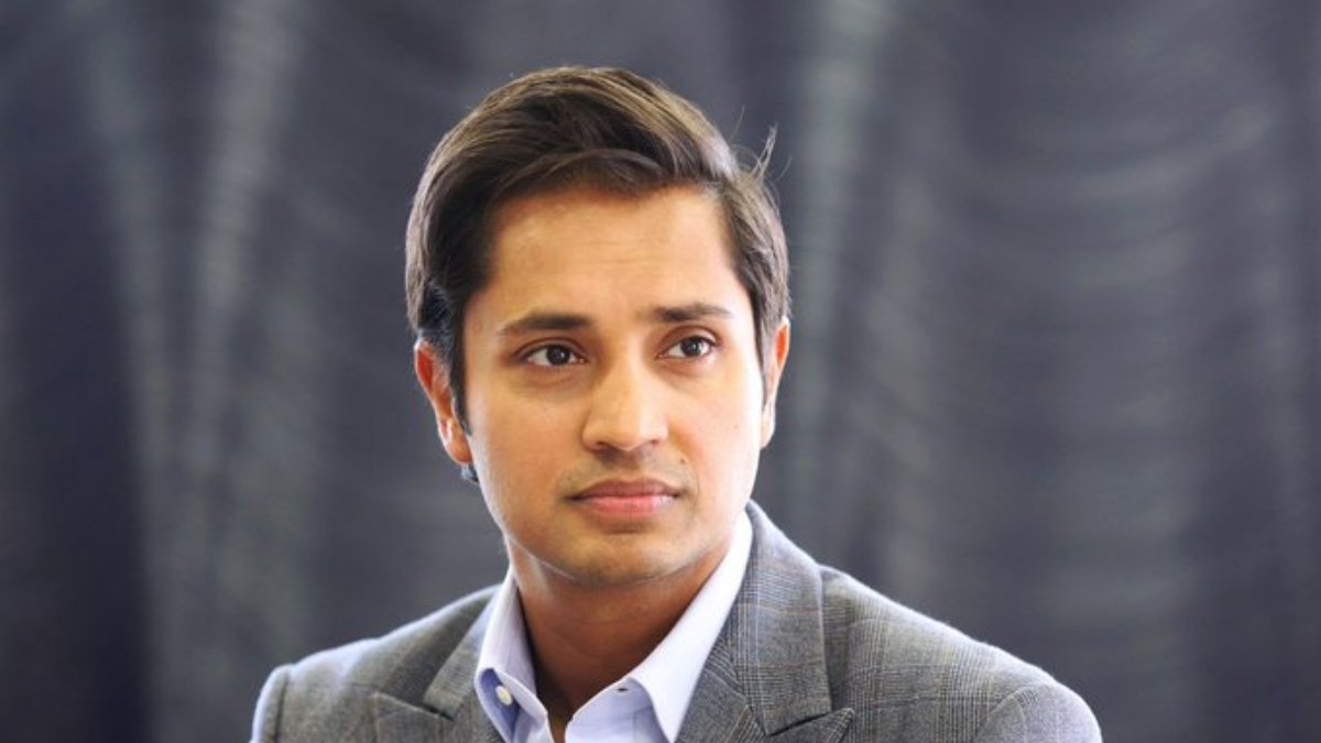 Aditya Mittal, son of President and Group CFO, Lakshmi Mittal, leaving the  Pavillon Gabriel after a press conference, in Paris, France, on January 30,  2006. Lakshmi Mittal hold a press conference following