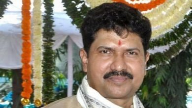 Maharashtra Home Minister condoles demise of Dadra and Nagar Haveli MP