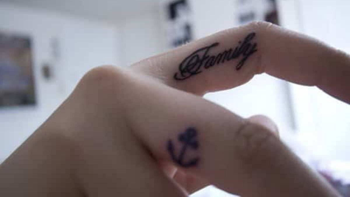 10 heartwarming tattoo ideas to show off your inseparable family bond Digpu 