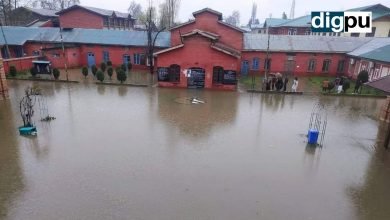 Heavy rains inundate Kashmir but weather expected to improve - Digpu News