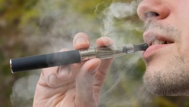 Study claims daily e-cigarette use can help quit smoking