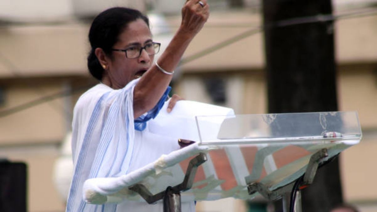 Amit Shah is managing elections, not ECI: Mamata Banerjee