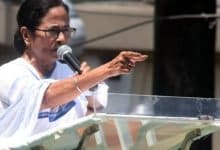 Can't surrender Bengal to two goons of Delhi: Mamata