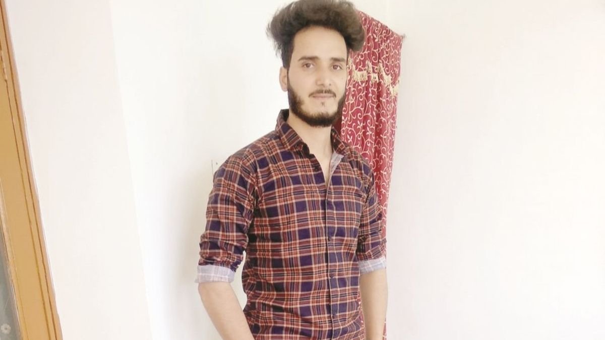 27-year-old Srinagar resident copies the Quran in 58 days