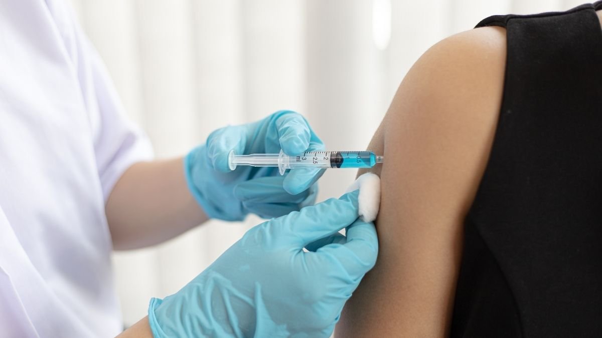 Study finds new way of predicting COVID-19 vaccine efficacy (2)