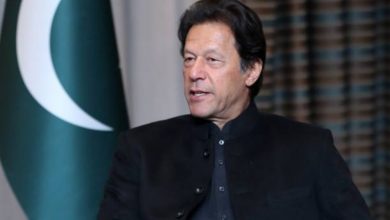 Imran Khan threatens Balochistan Governor to resign