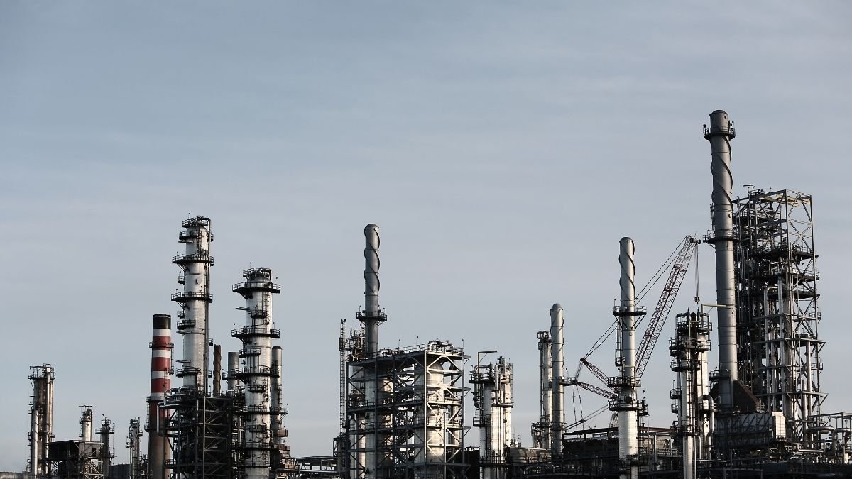 IHS Markit says factory orders, production rise at slowest rates in 8 months