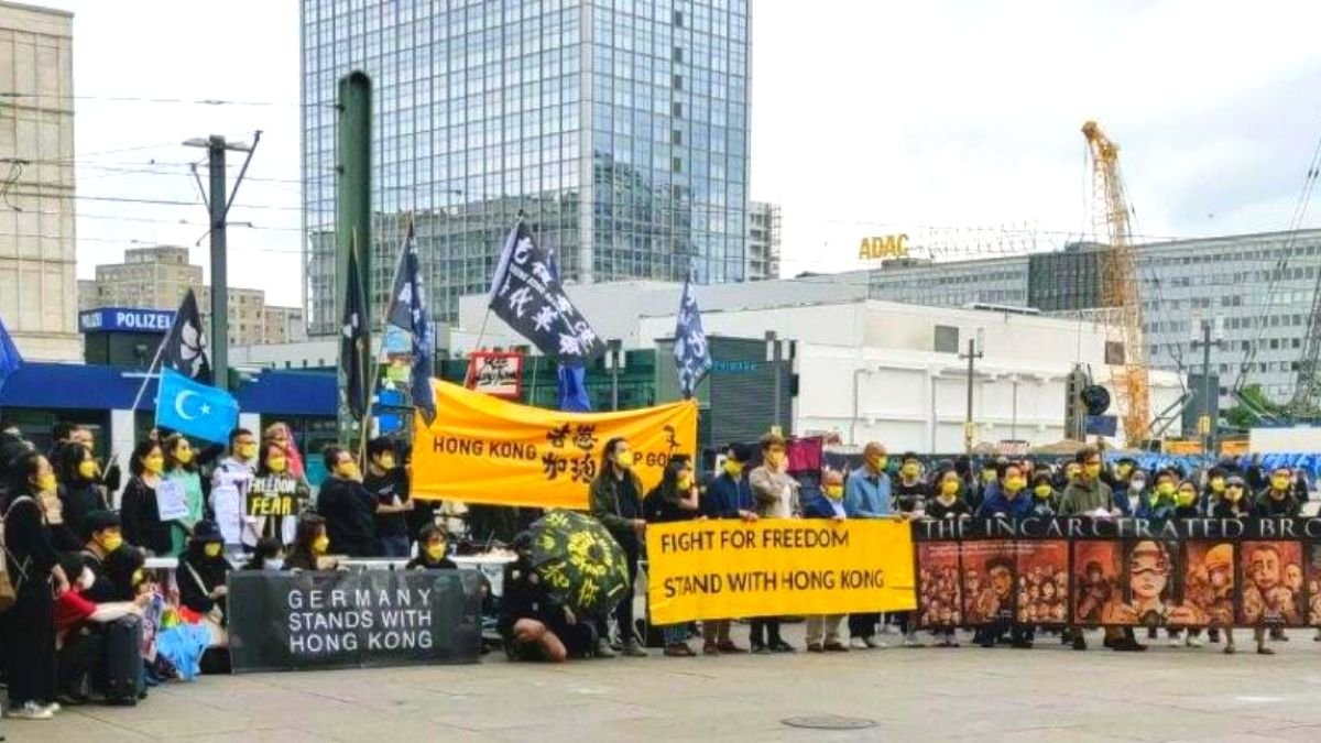Protest held in Berlin to mark the second anniversary of Hong Kong uprising (1)