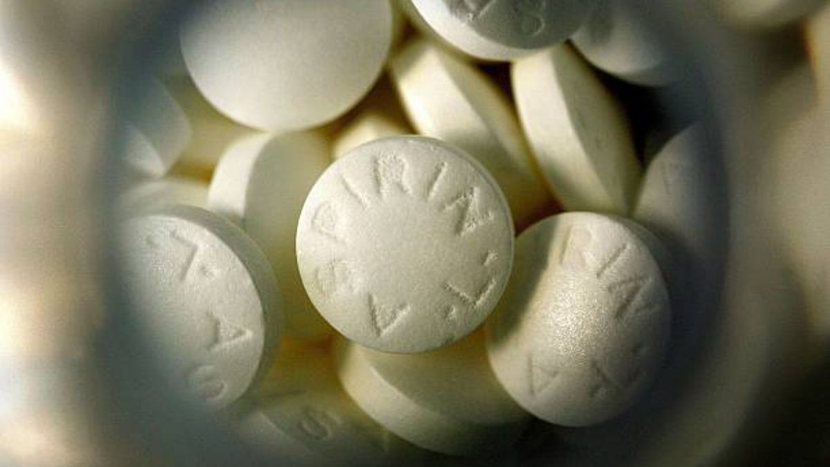 Aspirin can reduce the risk of heart attacks, strokes in patients with pneumonia