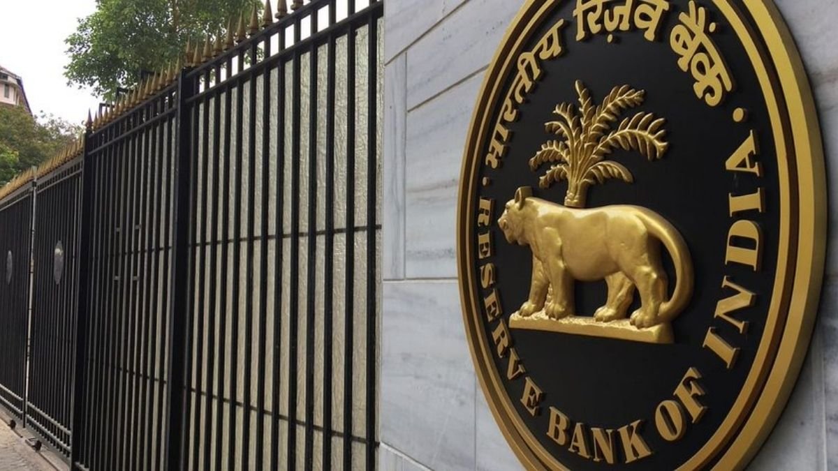 The personal loans sector registered an accelerated growth of 11.9 percent in June 2021: RBI