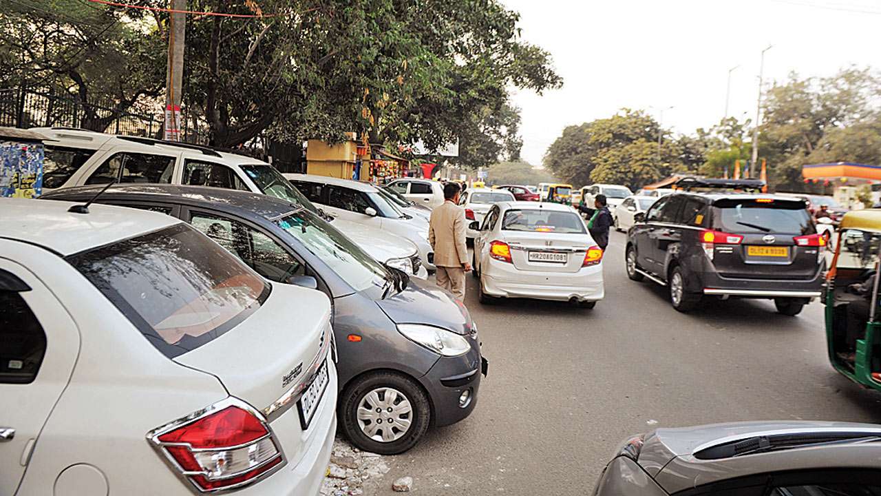 Mumbai: High Court says family with one flat cannot have 4-5 cars on parking space scarcity issue