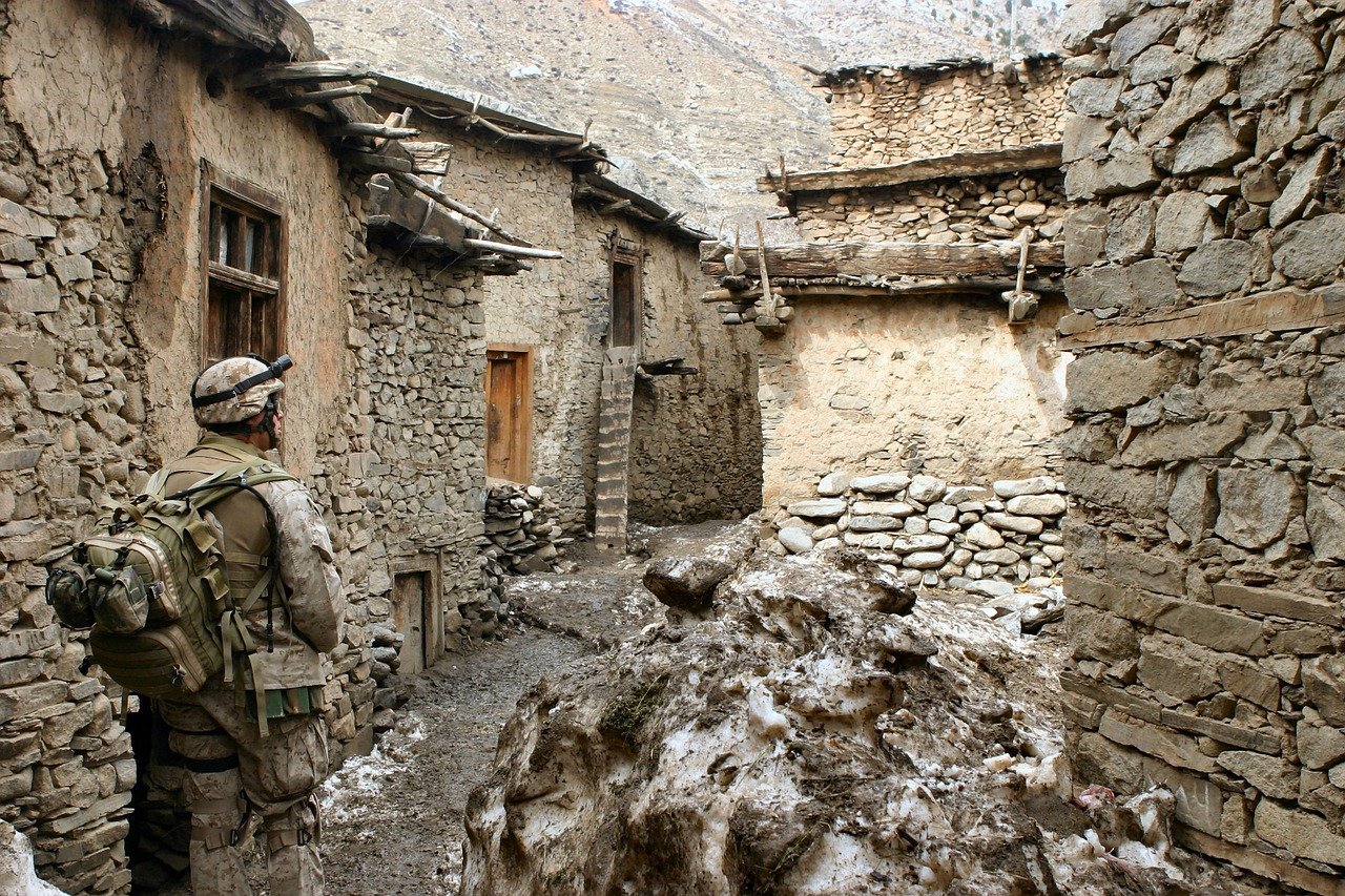 US Marines in Afghanistan. Taliban intensifies attack on provincial cities.