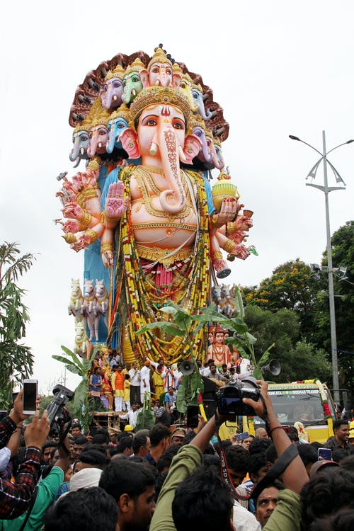 Ganesh Chaturthi 2021: Some states allowing festival with curbs