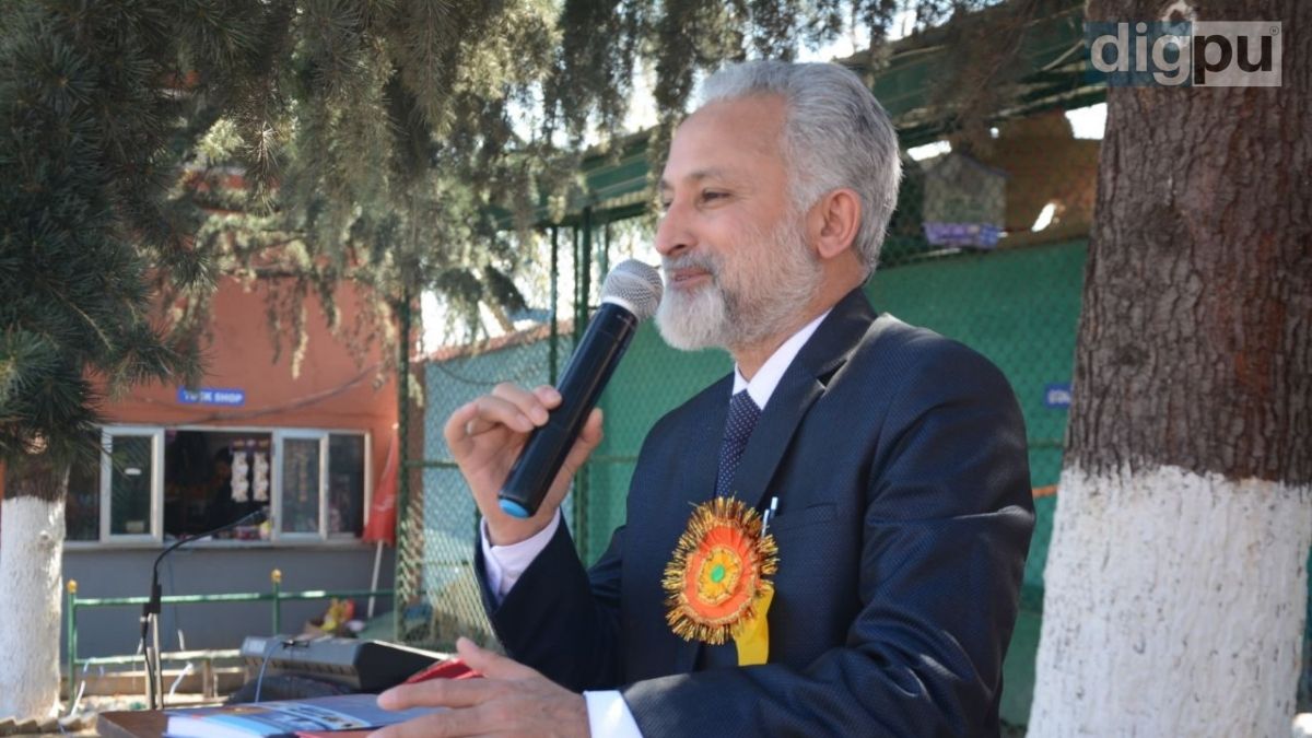 President, Private Schools Association Kashmir speaking during a school event