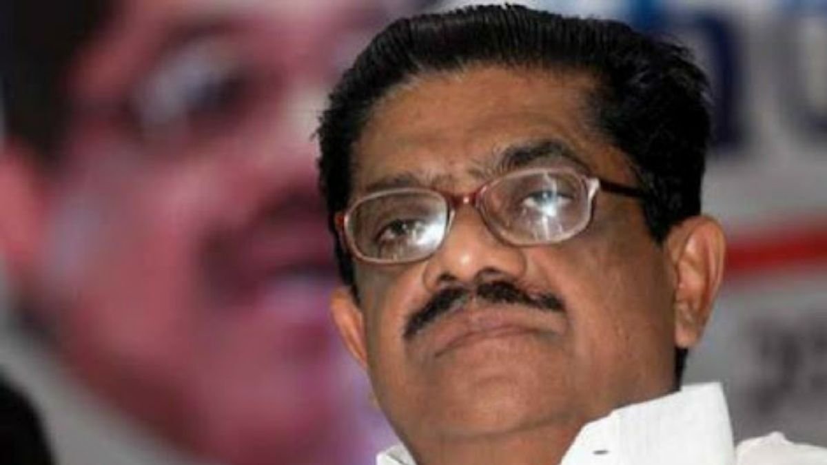 Congress In Kerala - A party shot down by its own men