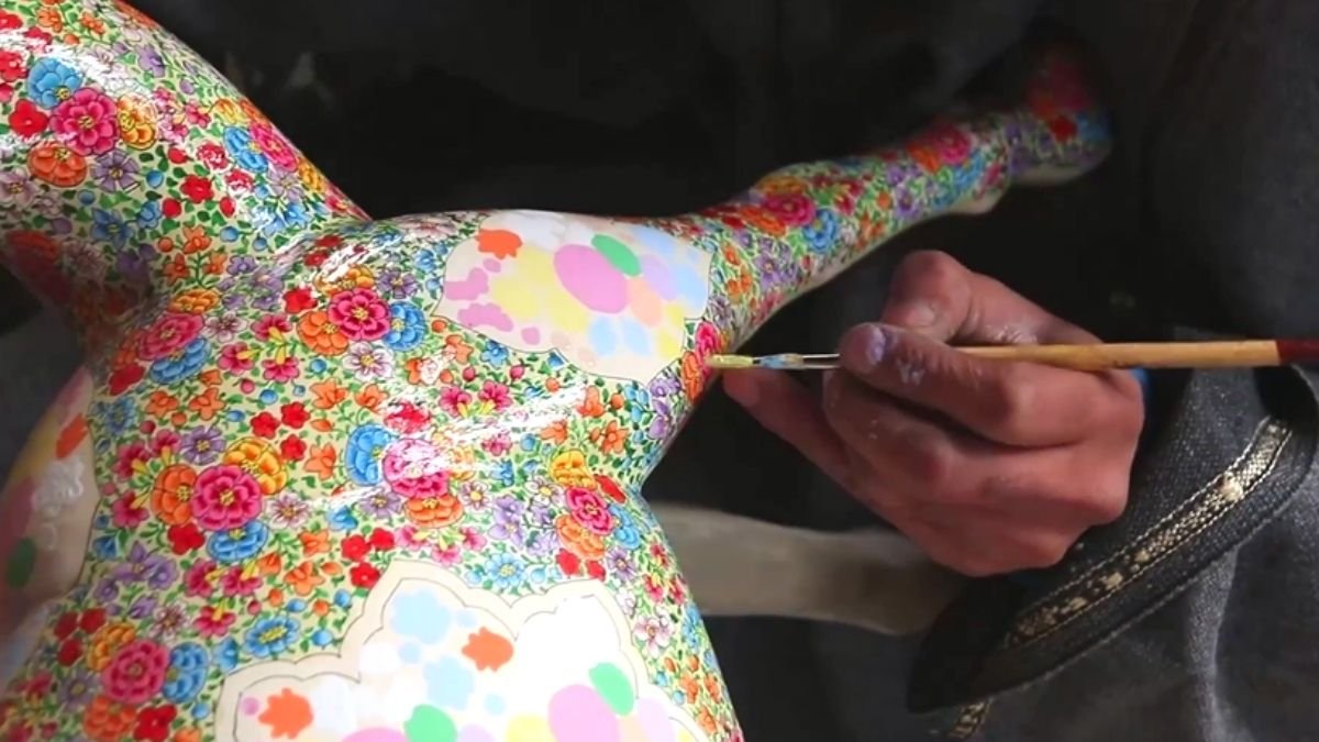 Artisans of J-K in dire need of assistance for a sustainable future