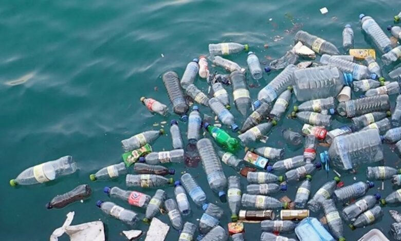 Plastic waste in oceans could help clean-up ships generate fuel for themselves