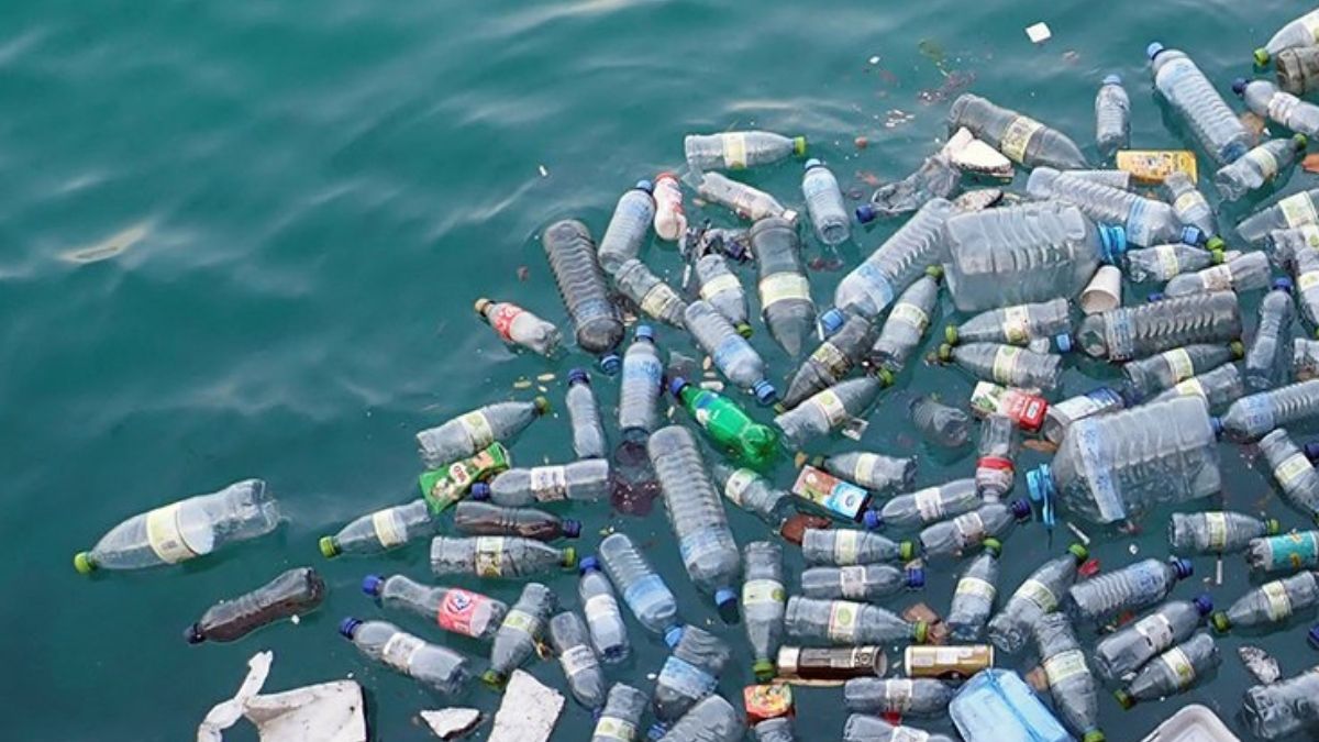 Plastic waste in oceans could help clean-up ships generate fuel for themselves