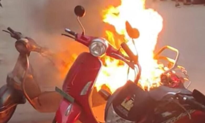 electric 2-wheeler fire