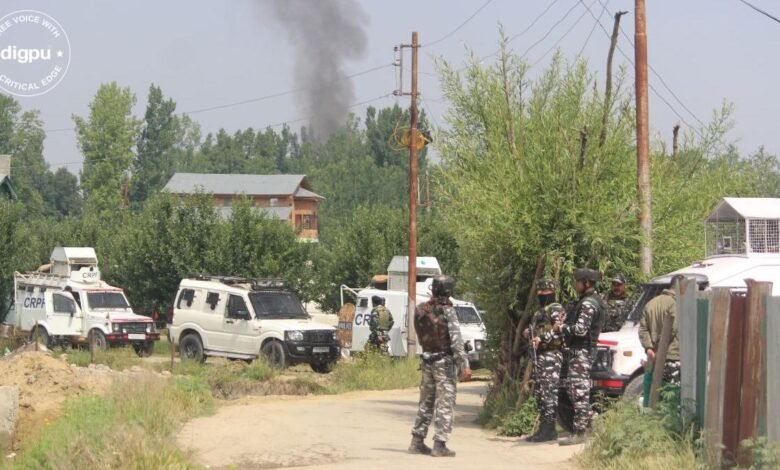 Two Jaish-e-Mohammad militants killed in Pulwama shootout