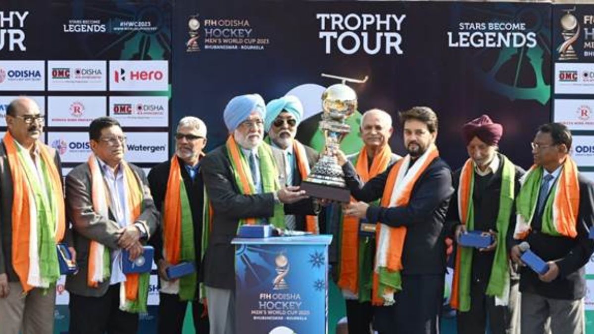 Shri Anurag Thakur unveils Hockey World Cup trophy in National Capital