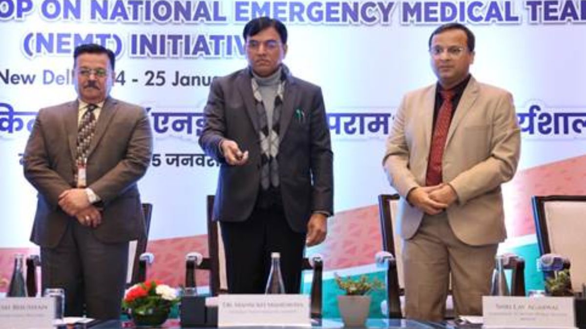Dr Mansukh Mandaviya addresses Consultative Workshop on creating a National framework for Emergency Medical Teams