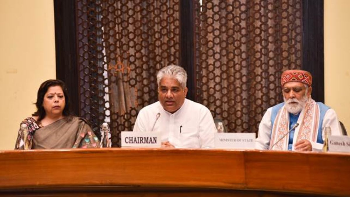 Shri Bhupender Yadav says Project Cheetah in line with Prime Minister’s commitment to environmental protection and wildlife conservation