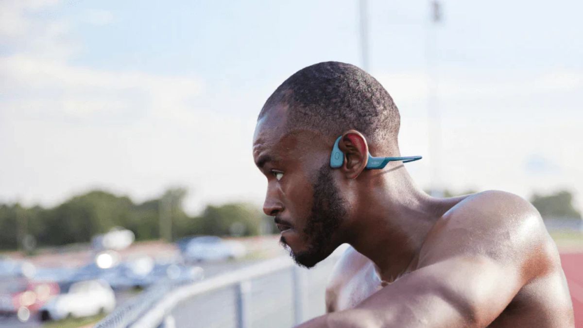 Shokz OpenRun Pro: A Headphone Meant For Those On The Move