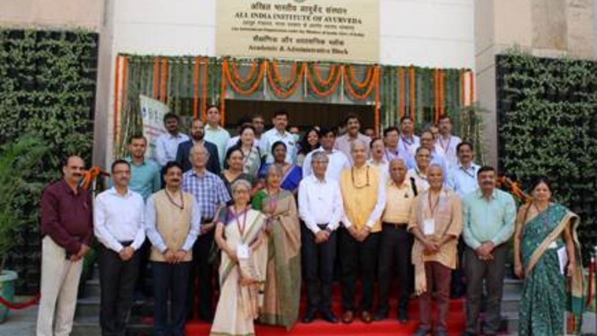 AIIA and CCRAS jointly organise an interactive meeting on Research and Education in Ayush