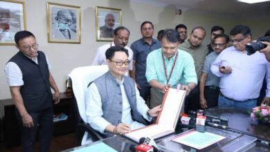 Shri Kiren Rijiju takes charge of the Ministry of Earth Sciences this morning
