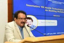 Prof. S P Singh Baghel addresses the Innovative TB Health Technologies Sharing Platform Workshop