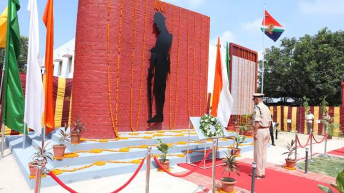Newly constructed National Martyr's Memorial unveiled at Jagjivan RPF Academy Lucknow