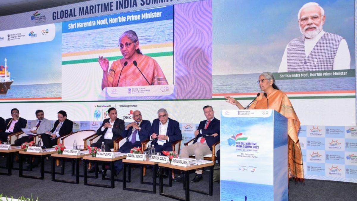 Finance Minister chairs a session on ‘Maritime Financing, Insurance and Arbitration’ in the Global Maritime India Summit (GMIS) 2023