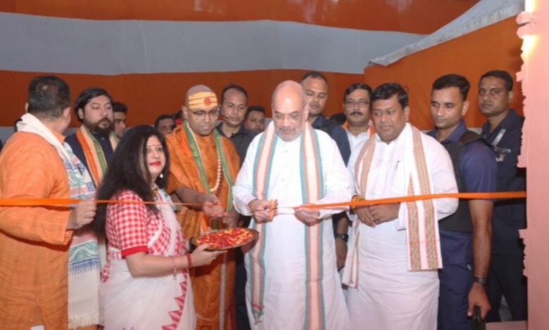 Shri Amit Shah yesterday inaugurated a Shri Ram Temple-themed Durga Puja pandal in Sealdah, West Bengal