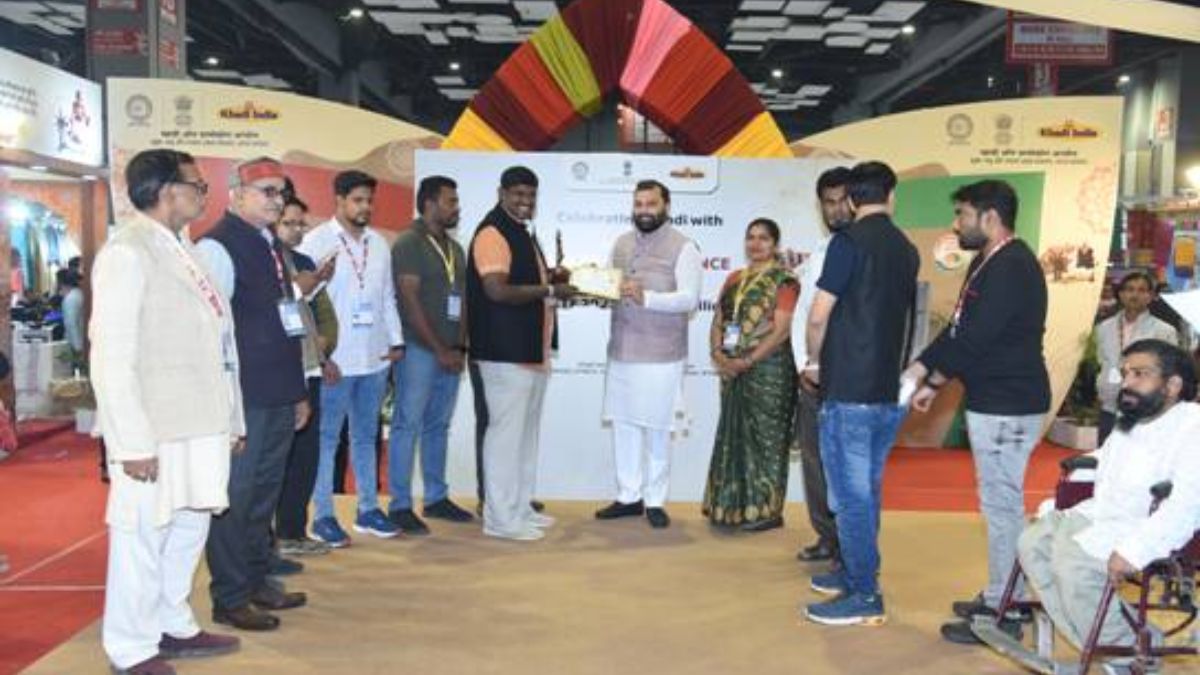 Historic sale of Khadi and village industry products worth Rs 15.03 crore in India International Trade Fair-202