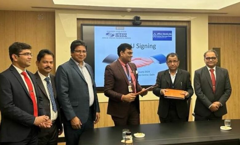 IREDA and Indian Overseas Bank join hands in co-lending for Renewable Energy Projects