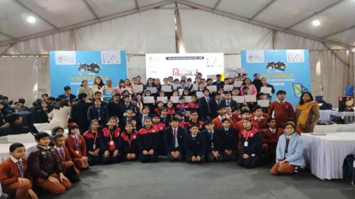 KAMP Students Shine at the Indian International Science Festival 2023 - Vigyanika Event by CSIR-NIScPR