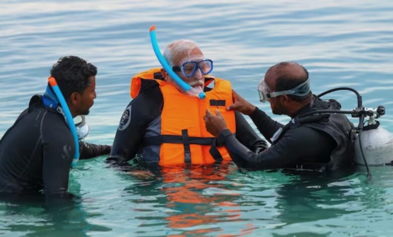 PM Modi in Lakshadweep island Scuba diving with life jacket