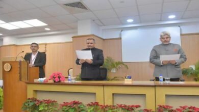Shri Sheel Vardhan Singh, former IPS officer takes the oath of Office and Secrecy as a Member, of UPSC