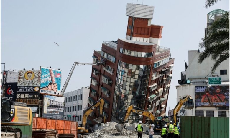 1,000 Injured, 9 Dead in 7.2 Magnitude Earthquake Ravaging Eastern Taiwan