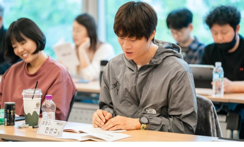 Netflix Announces Star-Studded Cast for New Mystery Thriller Series "The Price of Confession"
