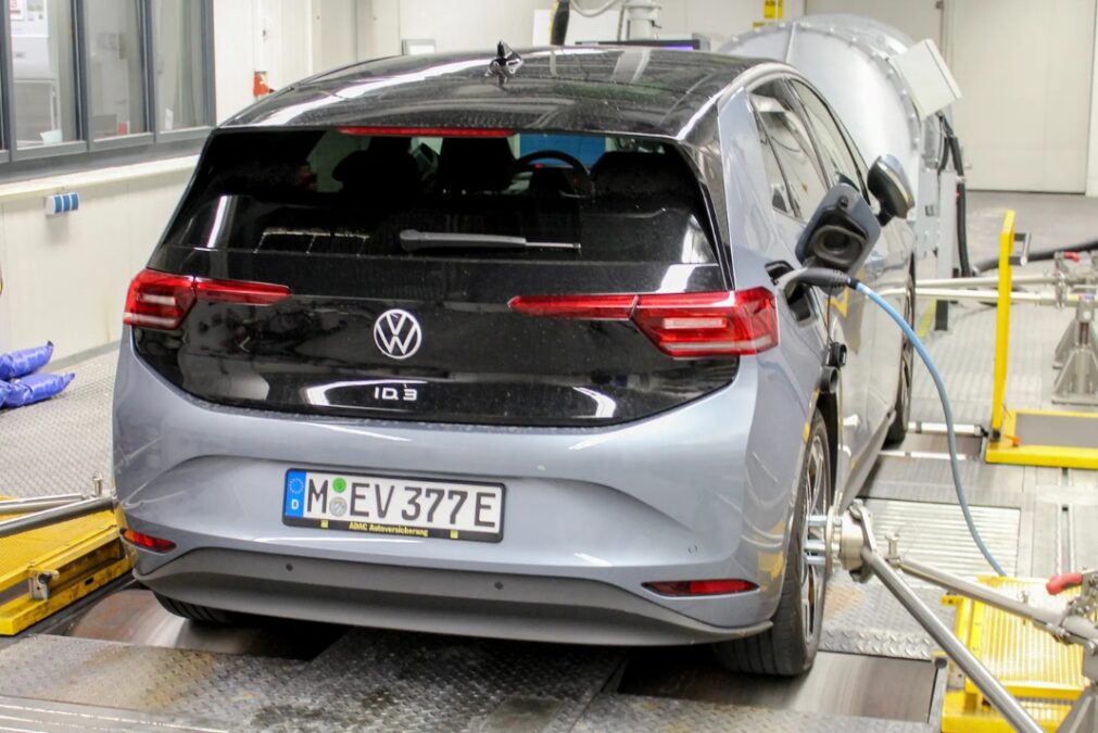 Volkswagen’s ID.3 Proves Its Worth: Battery Performs Well After 160,000-Kilometer Challenge